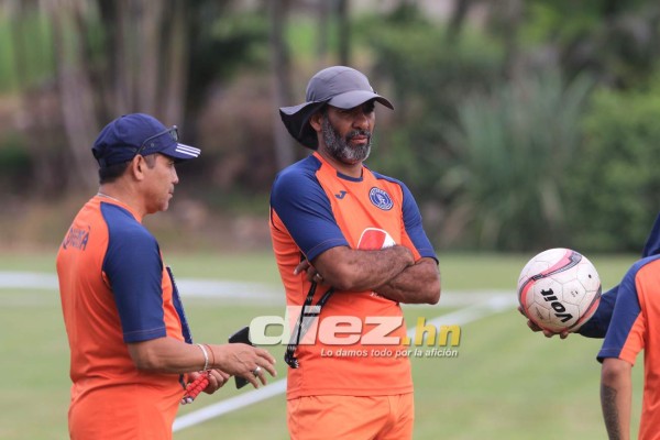 FOTOS: La visita a Diego Vázquez, la caída de Vega y la alegría en el entrenamiento de Motagua