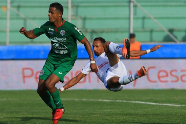 ¡Con todo! El 11 que utilizaría Marathón para dar la sorpresa al Santos Laguna&nbsp;
