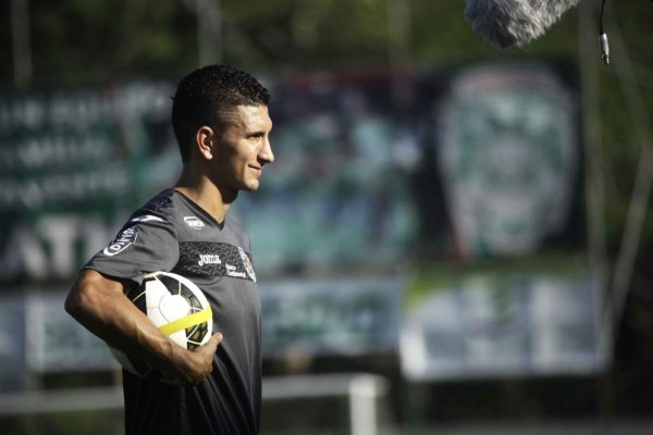 MERCADO: Motagua oficializa su segunda baja y Real España espera un uruguayo