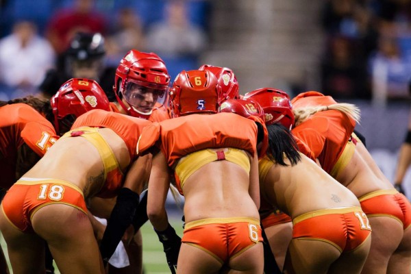 GALERÍA: Fútbol americano en lencería, la belleza que revoluciona el deporte