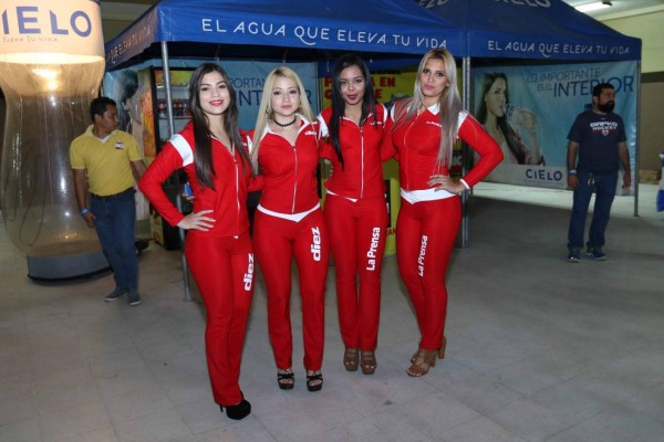 Gran ambiente el que se vivió en el Estadio Virtual de DIEZ