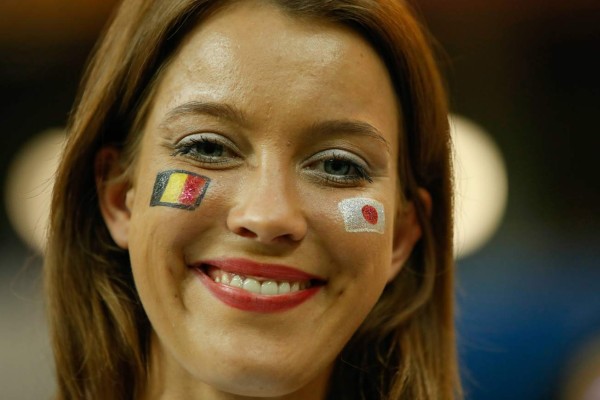 ¡Preciosuras! Las bellas aficionadas que robaron las miradas en el Bélgica-Japón