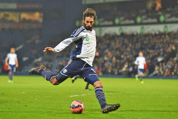 Los futbolistas que creíste que ya estaban retirados, pero siguen activos en ligas exóticas