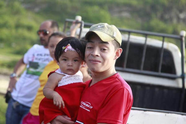 Las mejores imágenes de ambiente previo al DIEZ X-Run 2014