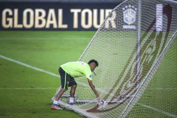 El alegre entrenamiento de Brasil antes de jugar contra Honduras