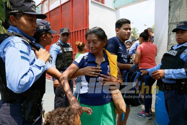 ¡Ambientazo! Progeseños y olanchanos viven una fiesta en el Humberto Micheletti