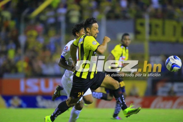 La mejores imágenes del clásico España Olimpia