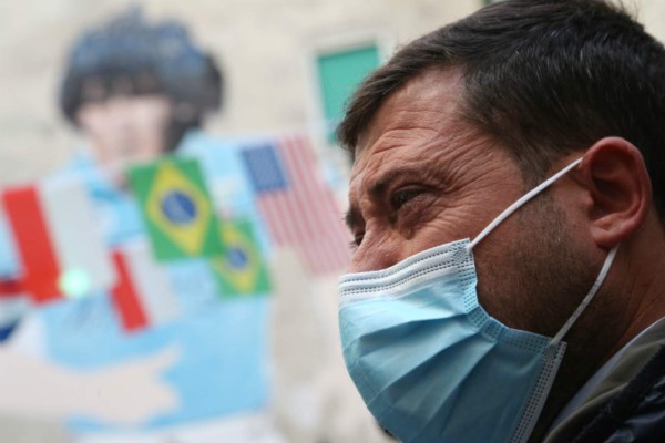 Desgarrador y todos llorando: Así le dieron el último adiós a Diego Maradona en Argentina&nbsp;&nbsp;