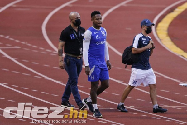 Llegan más jugadores, Quioto es noticia y quién es la bella chica: Así fue el entreno de Honduras
