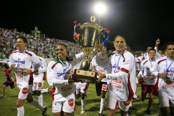 FOTOS: Los estadios humildes donde se han coronado campeones en Honduras