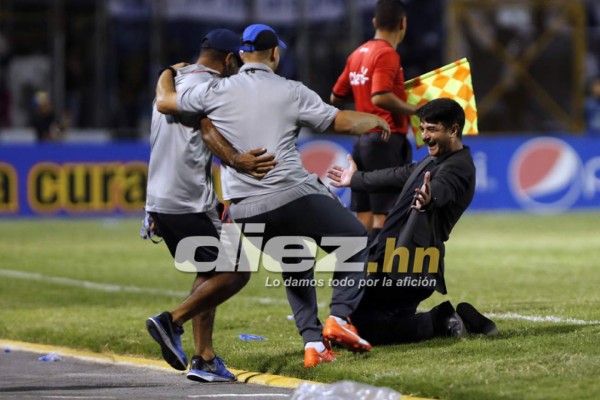 Las imágenes que no viste en televisión de la vuelta de repechaje en Honduras