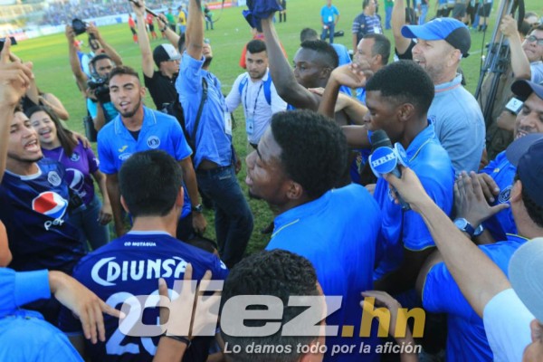 ¡JÚBILO! Los motagüenses se tomaron Puerto Cortés celebrando la copa 14