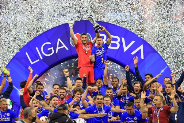 ¡Así se festeja un título después de 23 años! La celebración del Cruz Azul tras ser campeón de Liga MX