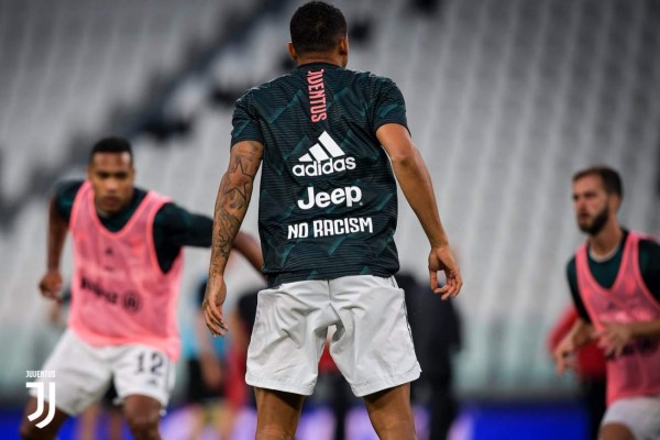 No se vio en TV: La frustración de Cristiano Ronaldo por el penal fallado e Higuaín con su celular