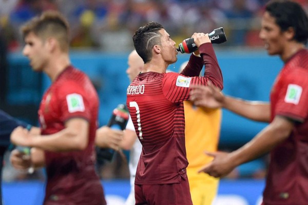 Cristiano Ronaldo sólo pudo mostrar su nuevo look ante Estados Unidos