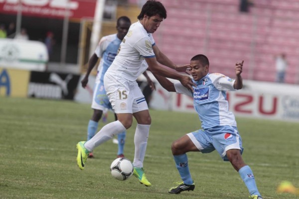 La larga lista de jugadores que ha prestado Olimpia en los últimos torneos