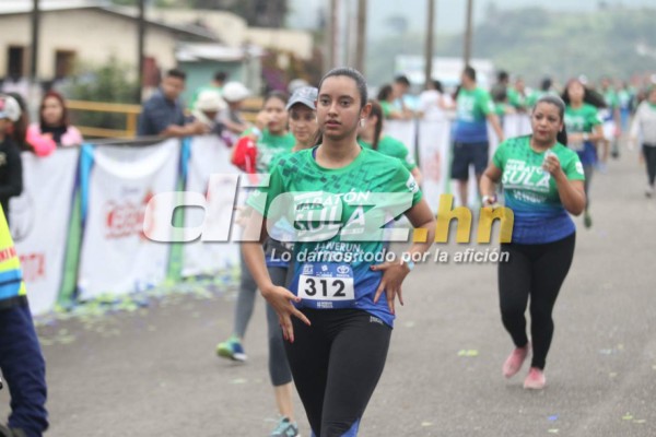 Gran fiesta: La belleza y todo el color que dejó la Sexta Maratón Sula 2017