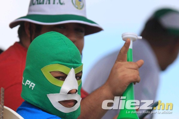 Ambiente festivo en Juticalpa en la final de Ascenso