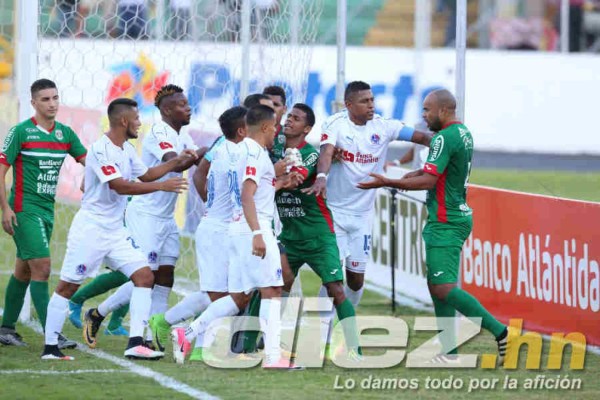 No se vio por tv: El show de Héctor Vargas y el papelito de Isabel Zambrano