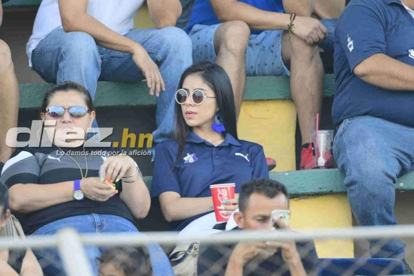 ¡Solo belleza! Las lindas chicas que adornaron la última fecha del torneo Clausura