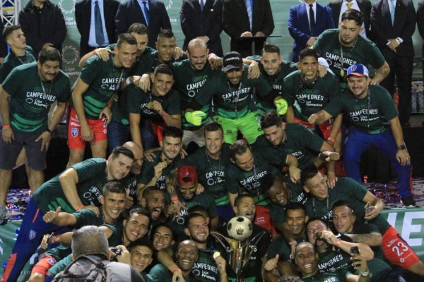 ¡Festejo histórico! Así celebró San Carlos y su afición el primer título en Costa Rica