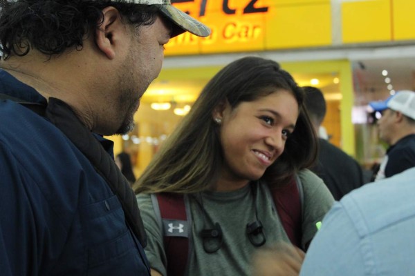 Elexa Bahr llega a Honduras para vacacionar... así luce la hermosa futbolista catracha