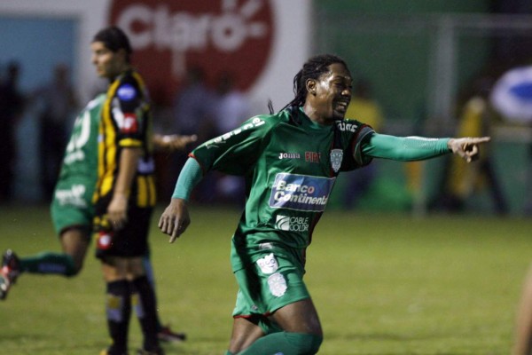 Los números de los delanteros más criticados en Honduras