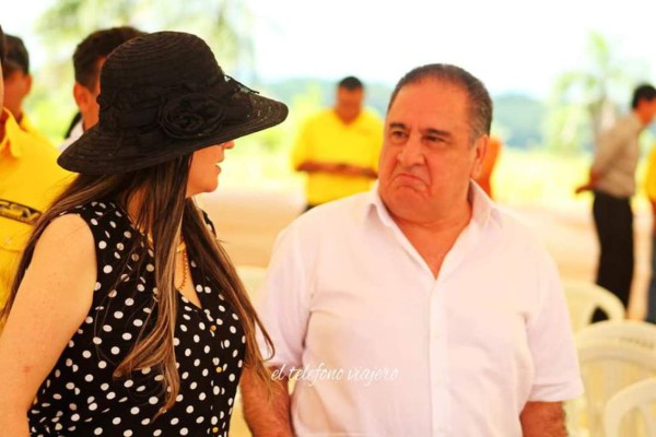 Caso Ronaldinho: Investigan a la dueña de la fundación que llevaba al brasileño a Paraguay