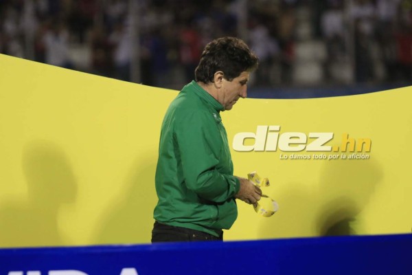 'Patón' Mejía se ''quiebra'', tristeza de Héctor Vargas y la locura de la Ultra Fiel