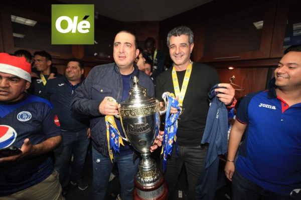 Olé de Argentina sobre Diego Vázquez: El curioso DT argentino ¡con apodo de muñeca!