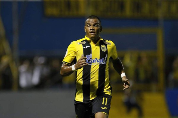 Cada vez se acerca más: ¿A cuántos goles está Rubilio Castillo de Wilmer Velásquez en la tabla histórica?