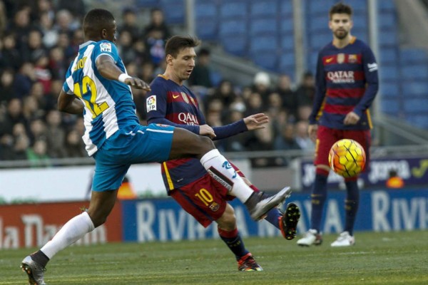Barcelona igualó 0-0 con Español y no pudo celebrar en su primer duelo del 2016