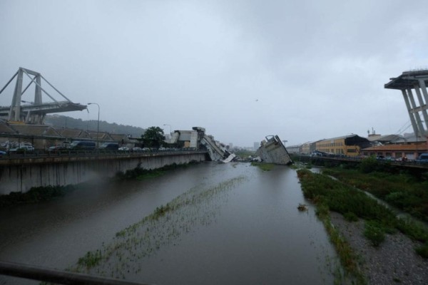 EN FOTOS: Así quedó el puente que se derrumbó en Génova, Italia