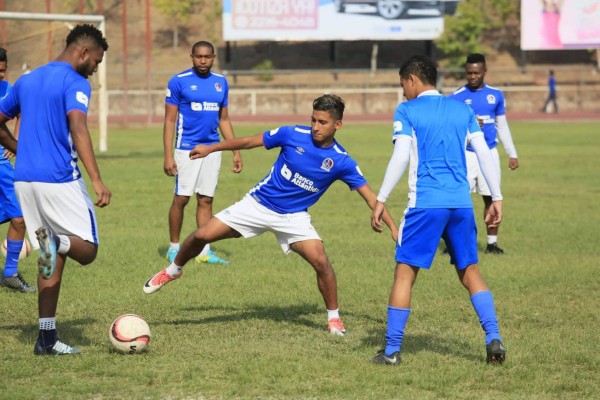 Los leoncitos que sacan las garras con el Olimpia de Keosseián