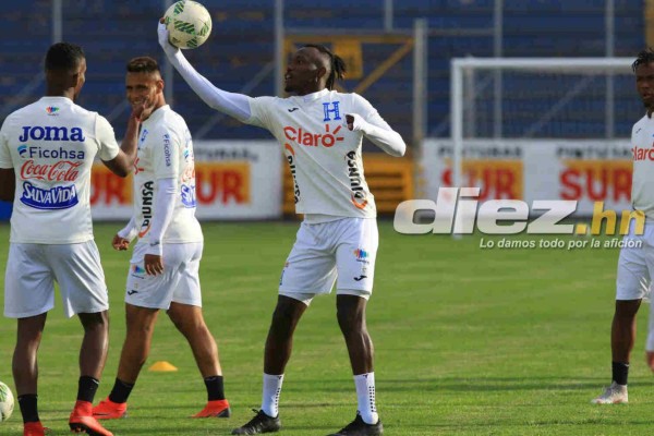 Bromas, patadas, risas y charlas previo al juego de Honduras ante Panamá