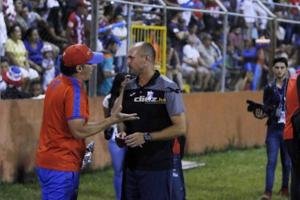 El cariño de la afición rival, su gesto humano: Pedro Troglio y sus momentazos a un año de su llegada al Olimpia