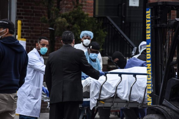 Estados Unidos: ¿Por qué el coronavirus está golpeando brutalmente al país más rico del mundo?