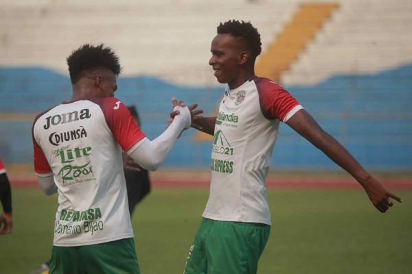 Entre risas y comiendo mangos, Marathón cierra filas para enfrentar a Motagua