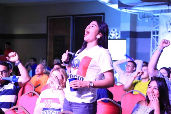 Hondureños vibraron la final de Rusia 2018 en estadio virtual de DIEZ