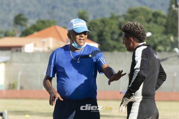 El abrazo con el 'Doctor' Thomas y un recuerdo con Neymar: las imperdibles imágenes de Roy Posas en vida