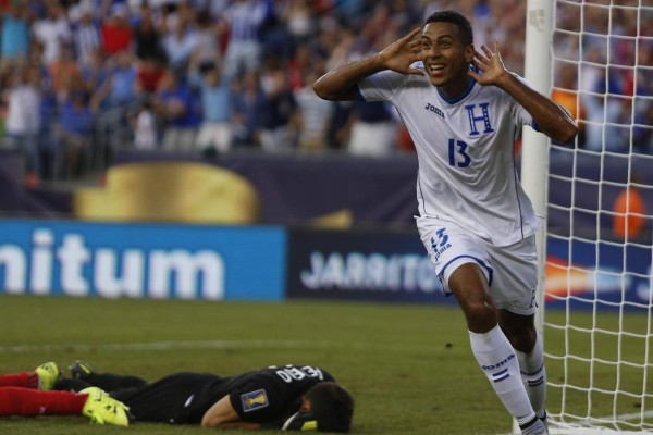 Jugadores especialistas del juego aéreo en Honduras