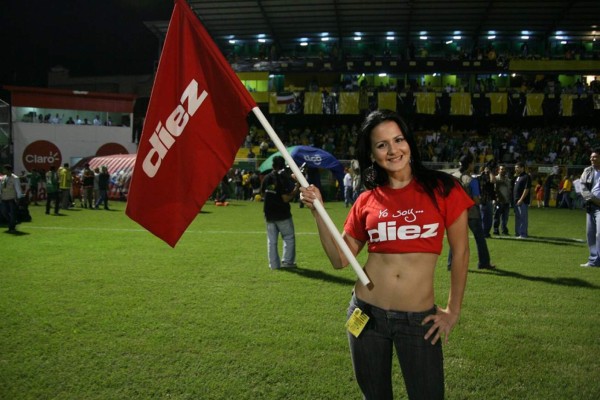 Las chicas más lindas que han adornado las finales en Honduras