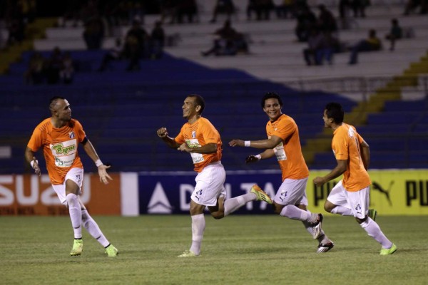 Top: Estos son los futbolistas activos con más partidos en la Liga Nacional de Honduras