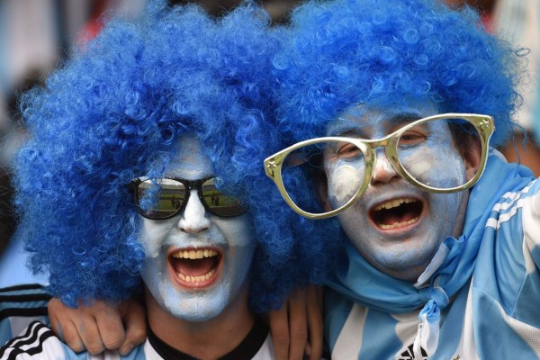 Argentina venció a Nigeria por 3 a 2 con dos goles de Lionel Messi