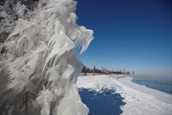 Las impresionantes imágenes que deja el vórtice polar que azota a Estados Unidos