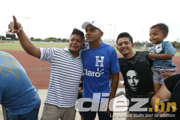 Honduras se prepara en Houston previo a enfrentar a México