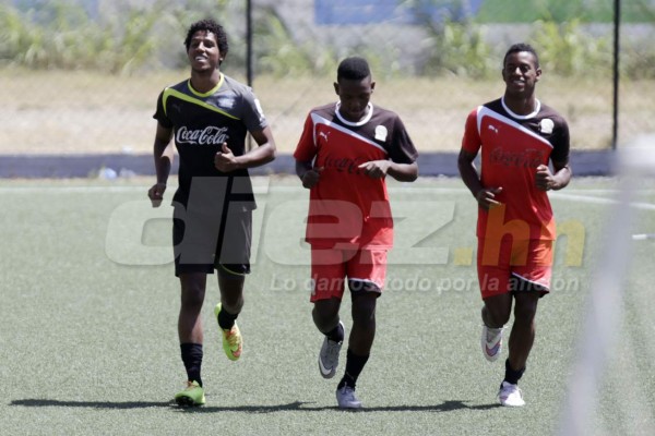 EN FOTOS: Así entrena el hijo de Carlos Pavón en Olimpia