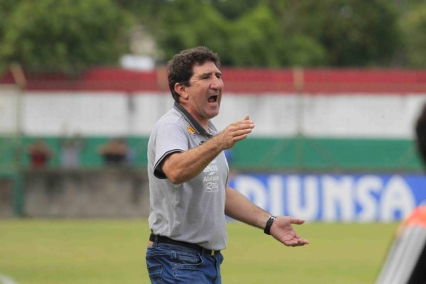 MERCADO: Costly planea irse, uno al extranjero y cuatro regresan a Olimpia