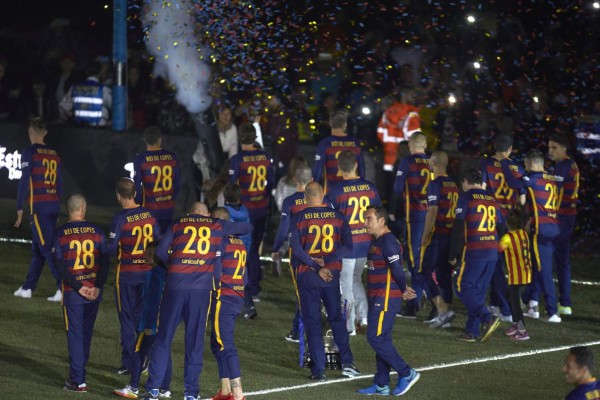 Barcelona celebró su doblete con una gran fiesta en el Camp Nou