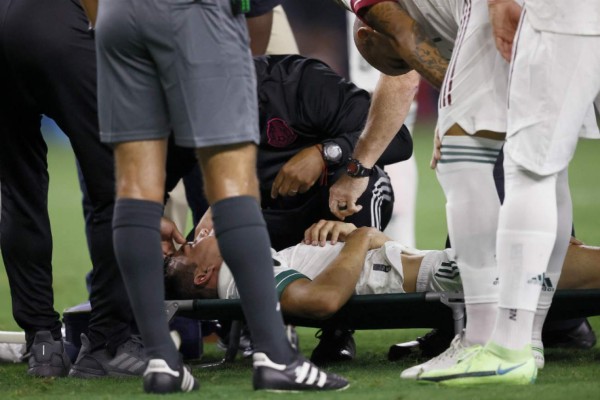 Escalofriante: así quedó el rostro de Chucky Lozano tras el duro choque con el portero de Trinidad y Tobago en la Copa Oro